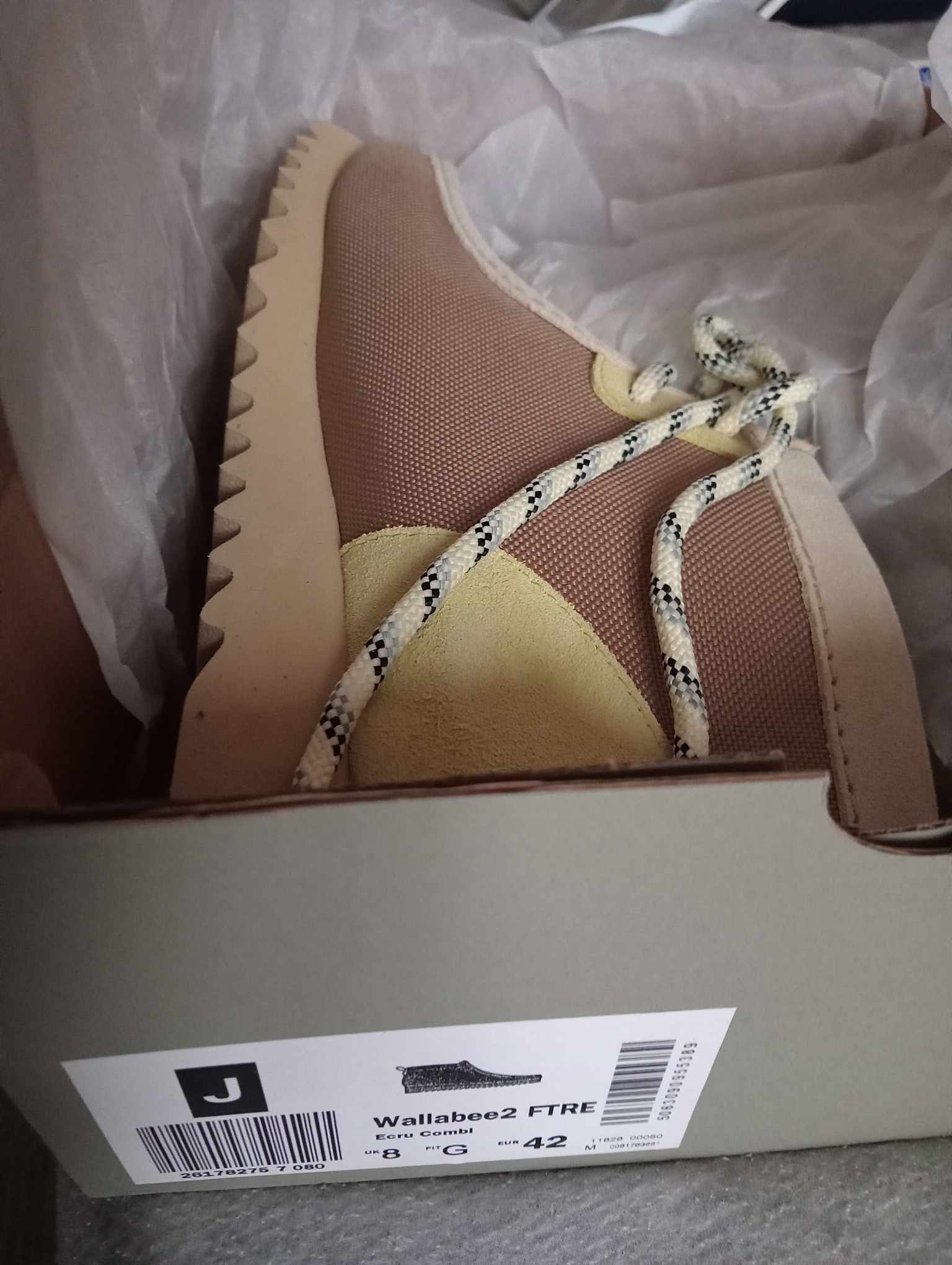 Original Clarks Wallabees - FTRE Ecru Combi