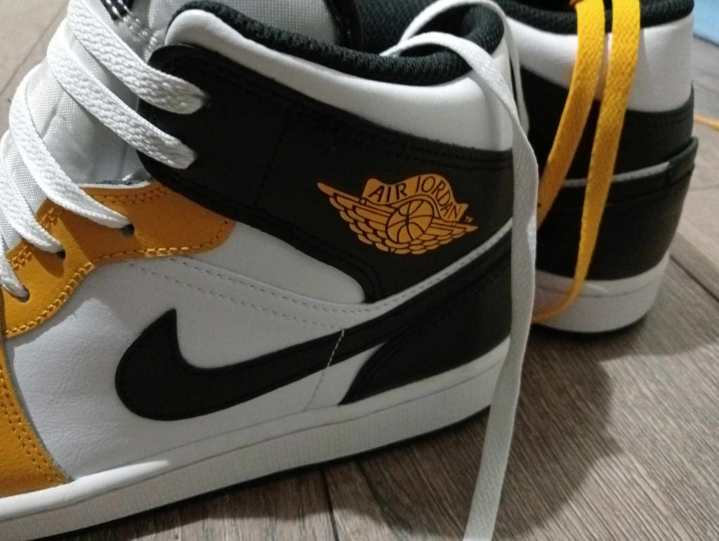 Original Air Jordan 1 Mid "Yellow Ochre"